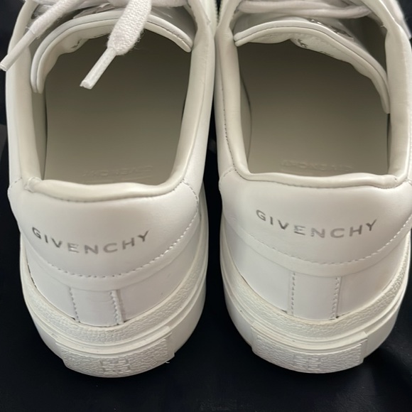 White Givenchy Sneakers - Picture 5 of 6